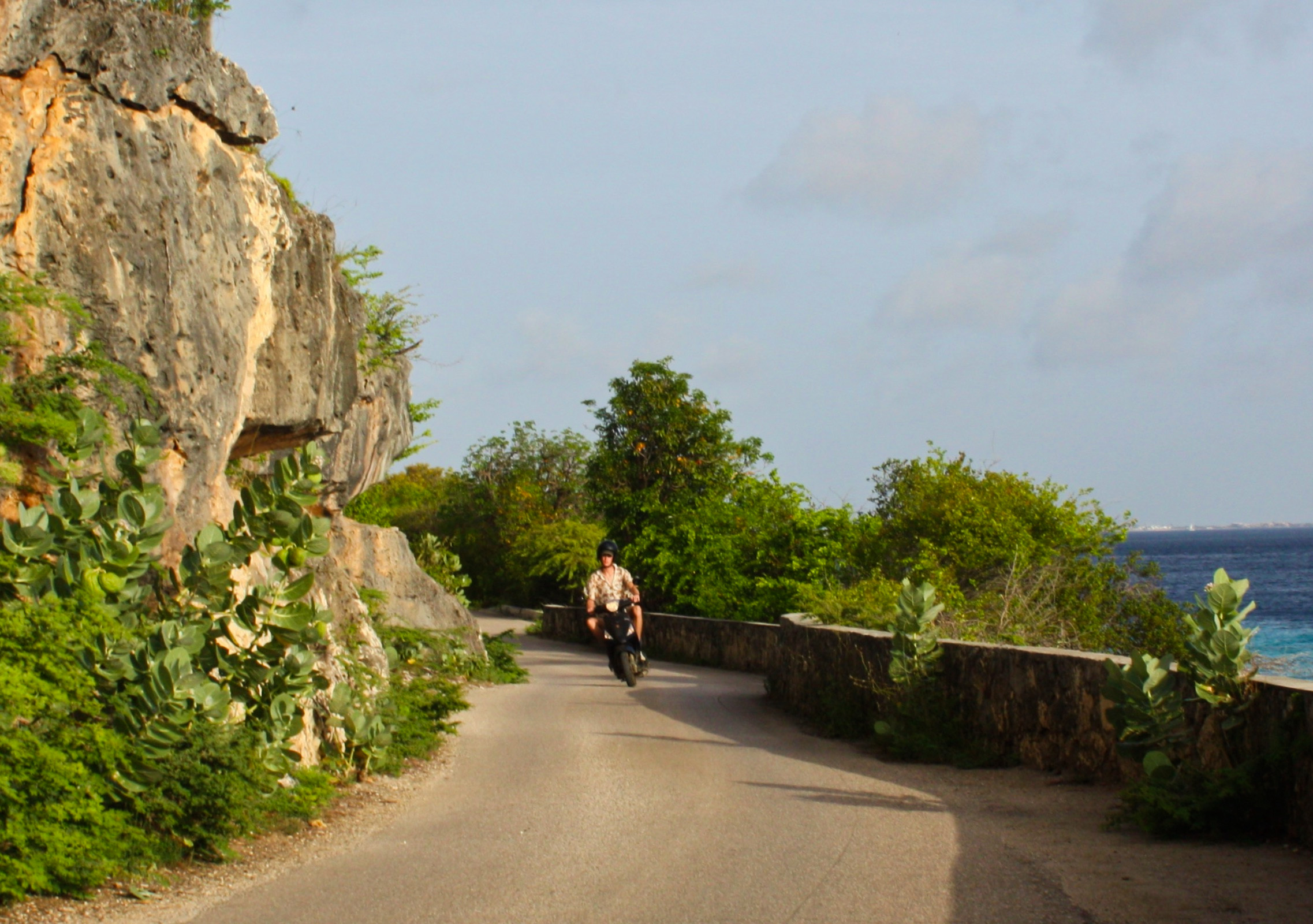 Scooter bij 1000 Steps Bonaire