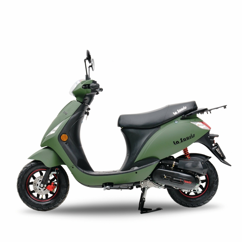 Zijkant groene scooter